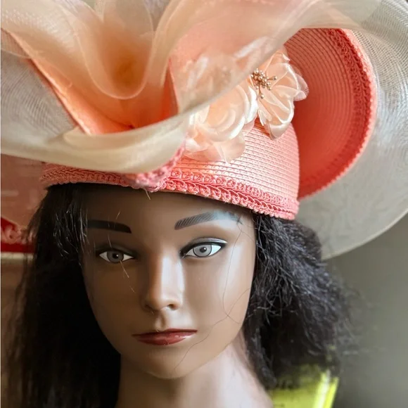 Church Hat - Picture 1 of 8